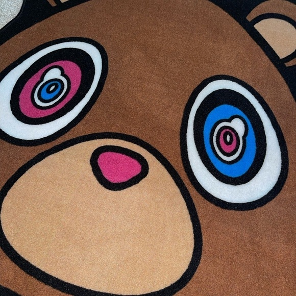 Kanye Classic Graduation Bear Rug - Picture 3 of 5